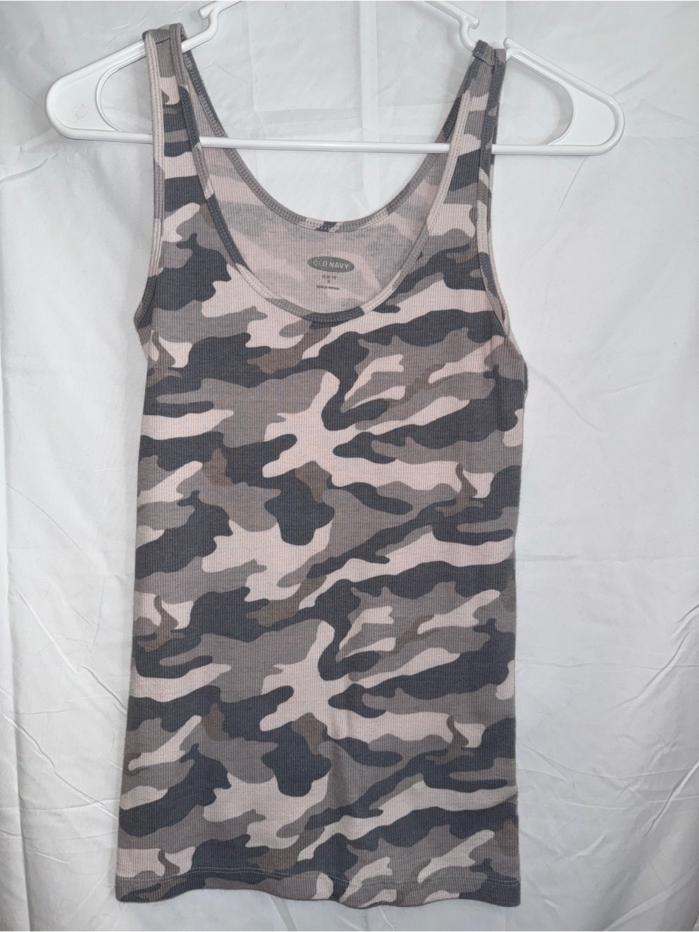 Old Navy- Women's Camo Ribbed Tank Top - Gray/Pink- Size S